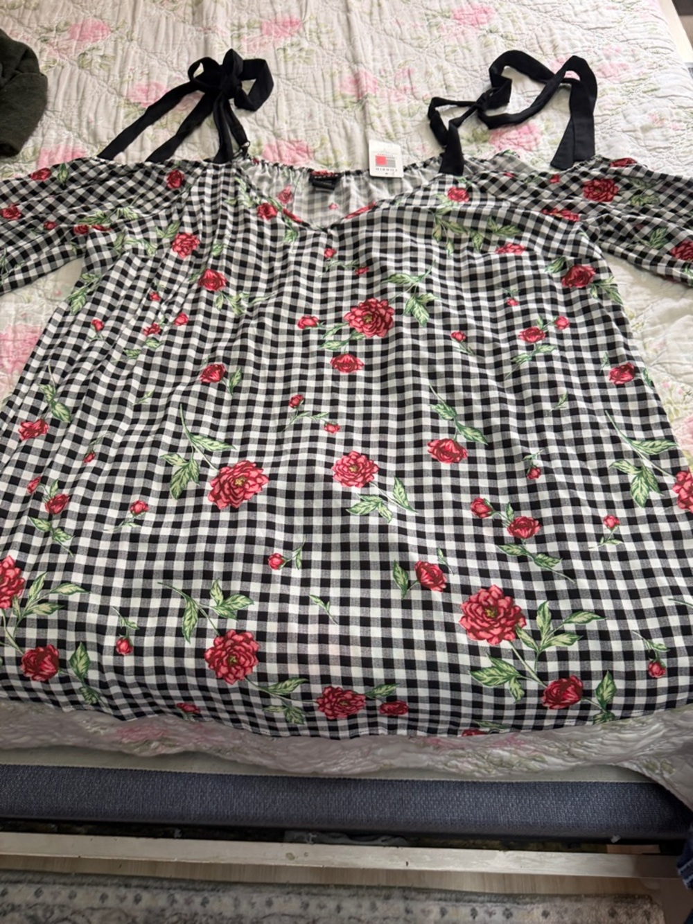 torrid Black & White Gingham top with Red Rose Detail